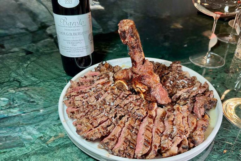 Gioia a Salerno trasloca, ma per ora convince con carne e minestra