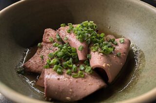 Brace Pura a Torino: com’è la cucina brutalista di Marcello Trentini