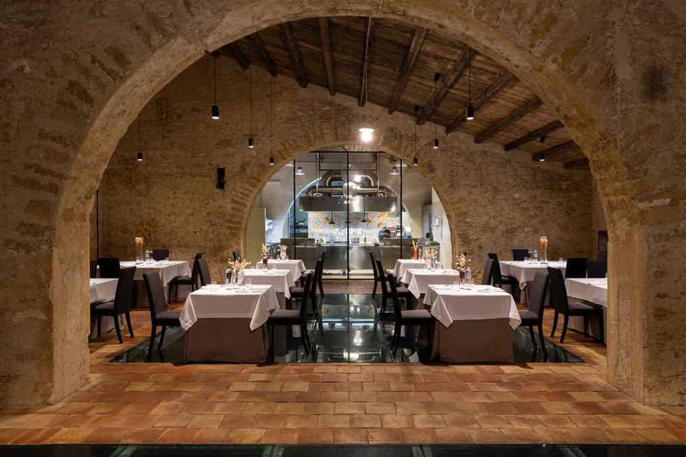 Il Palmento, sala del ristorante del Wine Relais Feudi del Pisciotto in Sicilia