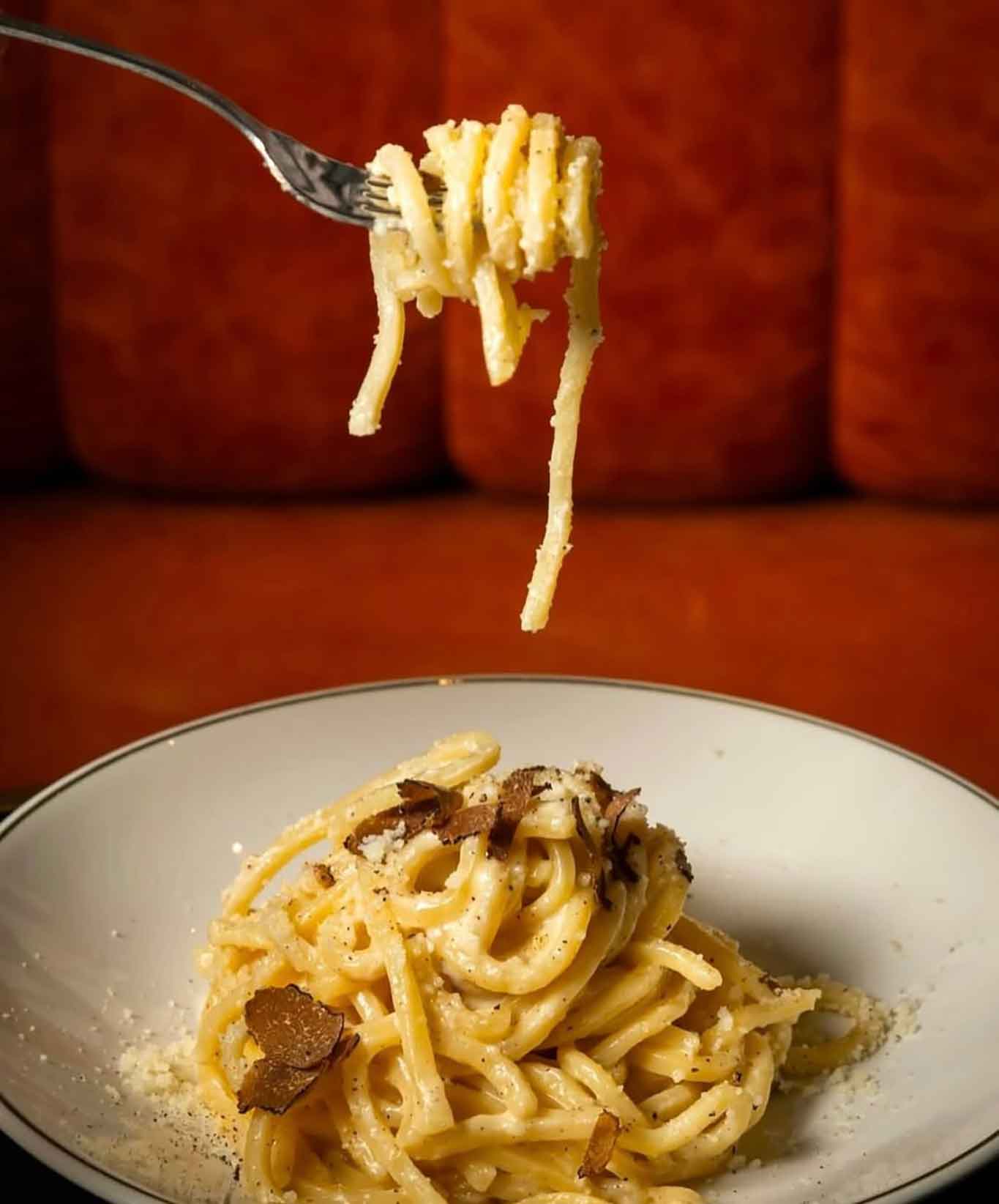 Ravizza 1871 a Milano, locale aperto da colazione a dopo cena