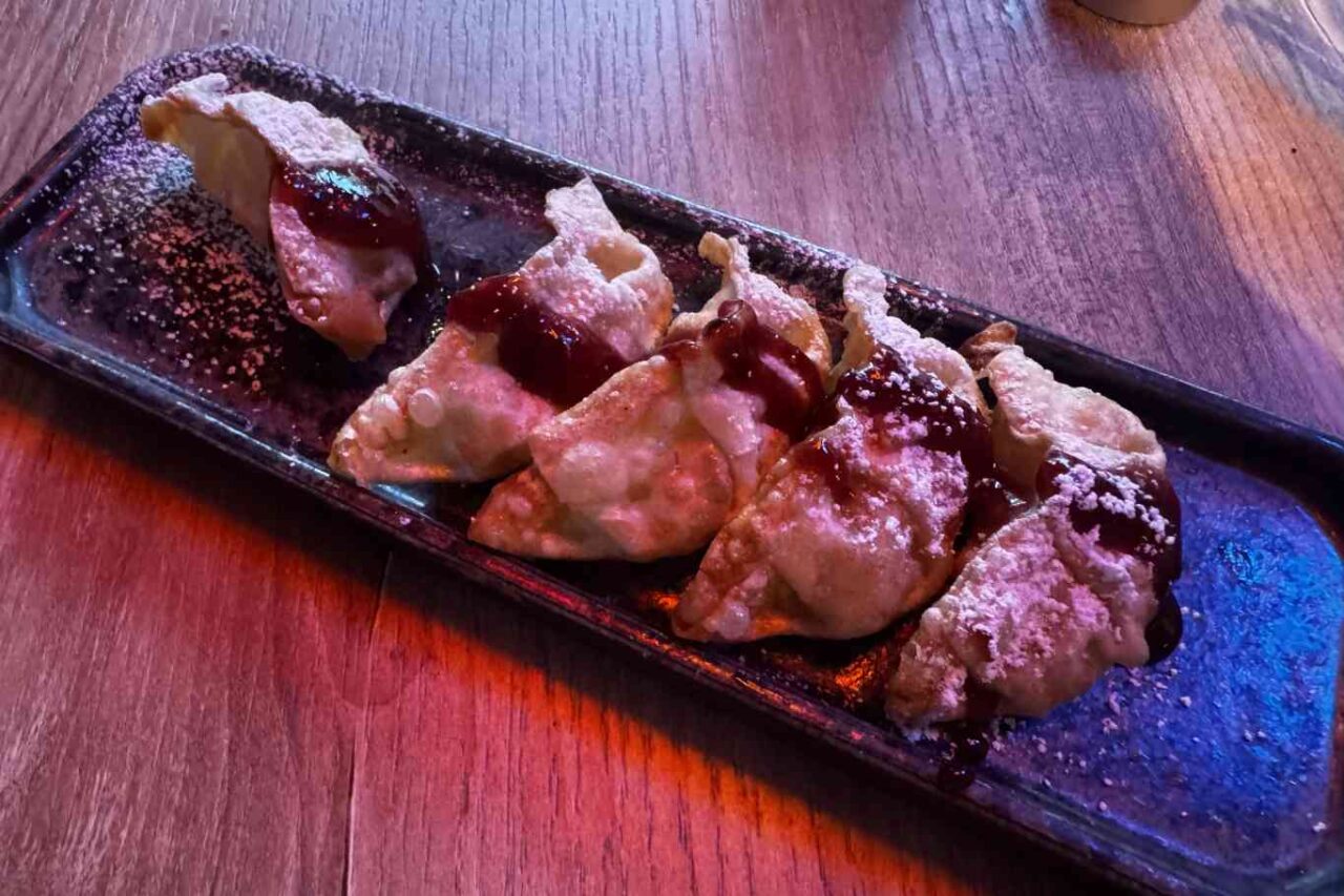 gyoza dolci croccanti mela la gyozeria milano ristorante