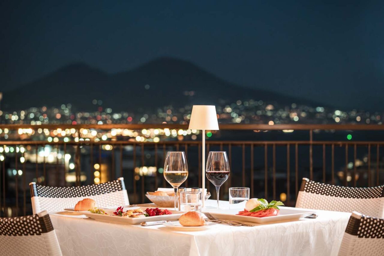 San Valentino 2026 al ristorante a Napoli