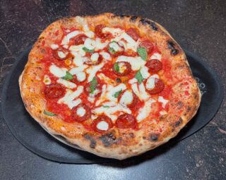 Pizzeria Jolly di Gennaro Catapano, buona Diavola contemporanea