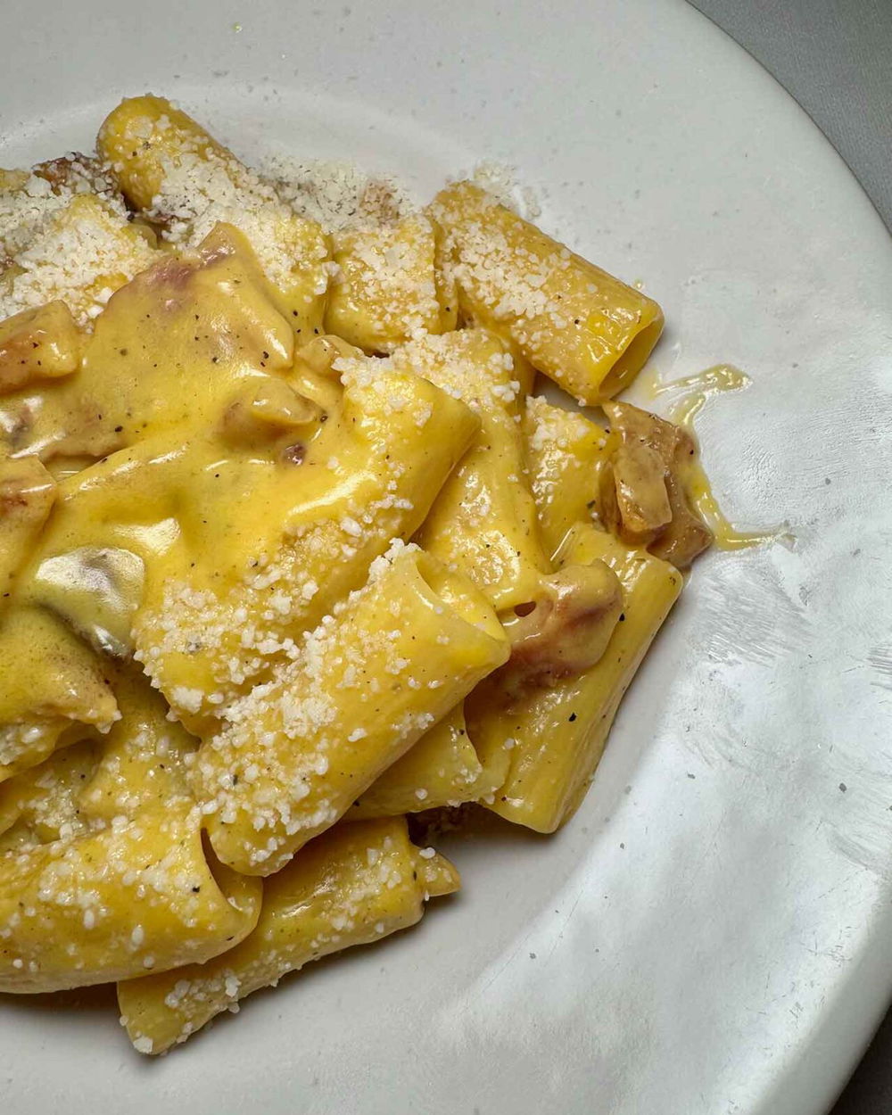 la carbonara del ristorante Flavio al Velavevodetto a Roma Testaccio