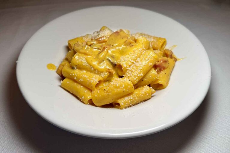 Flavio al Velavevodetto, Re della Carbonara a Testaccio e non solo