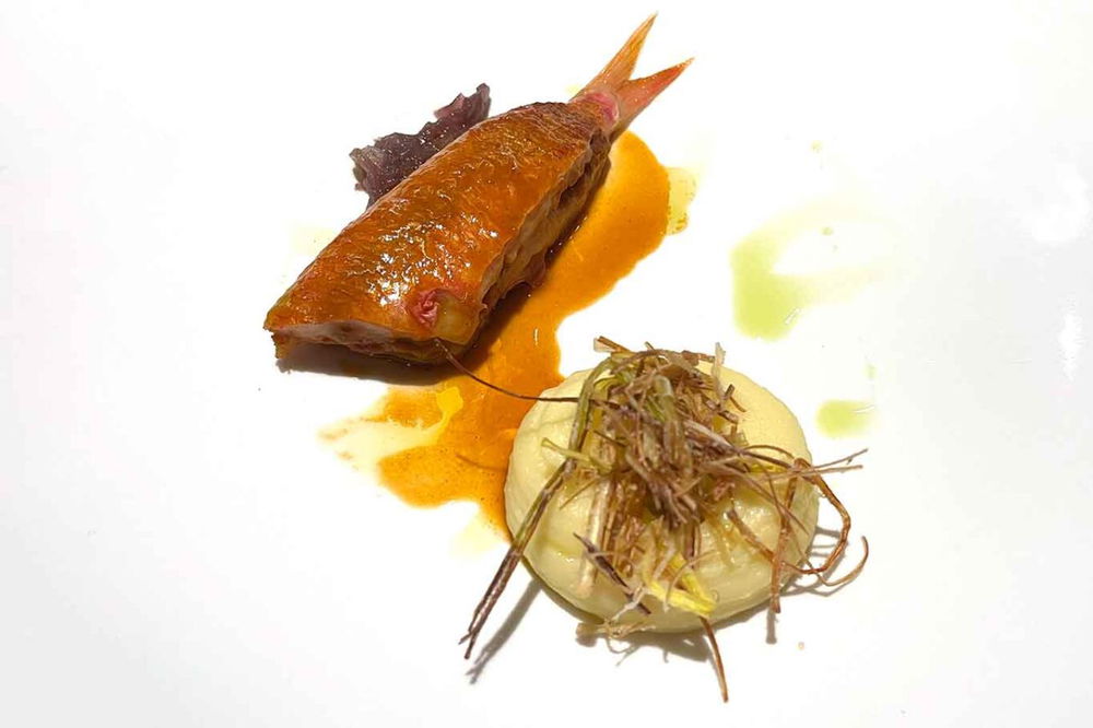 la triglia al ristorante il Palmento del Wine Relais Feudi del Pisciotto in Sicilia