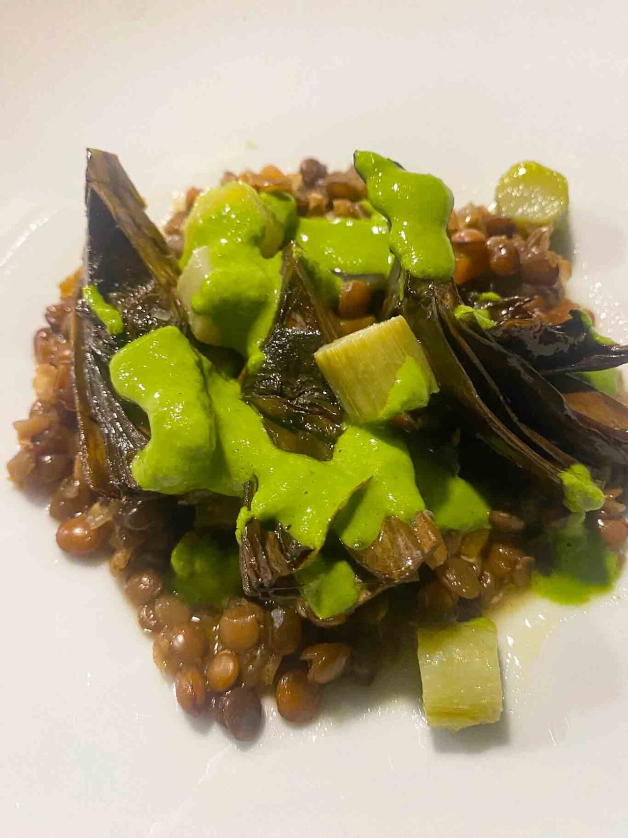 carciofo e lenticchie della trattoria La Fonderia a Palermo nella Vucciria