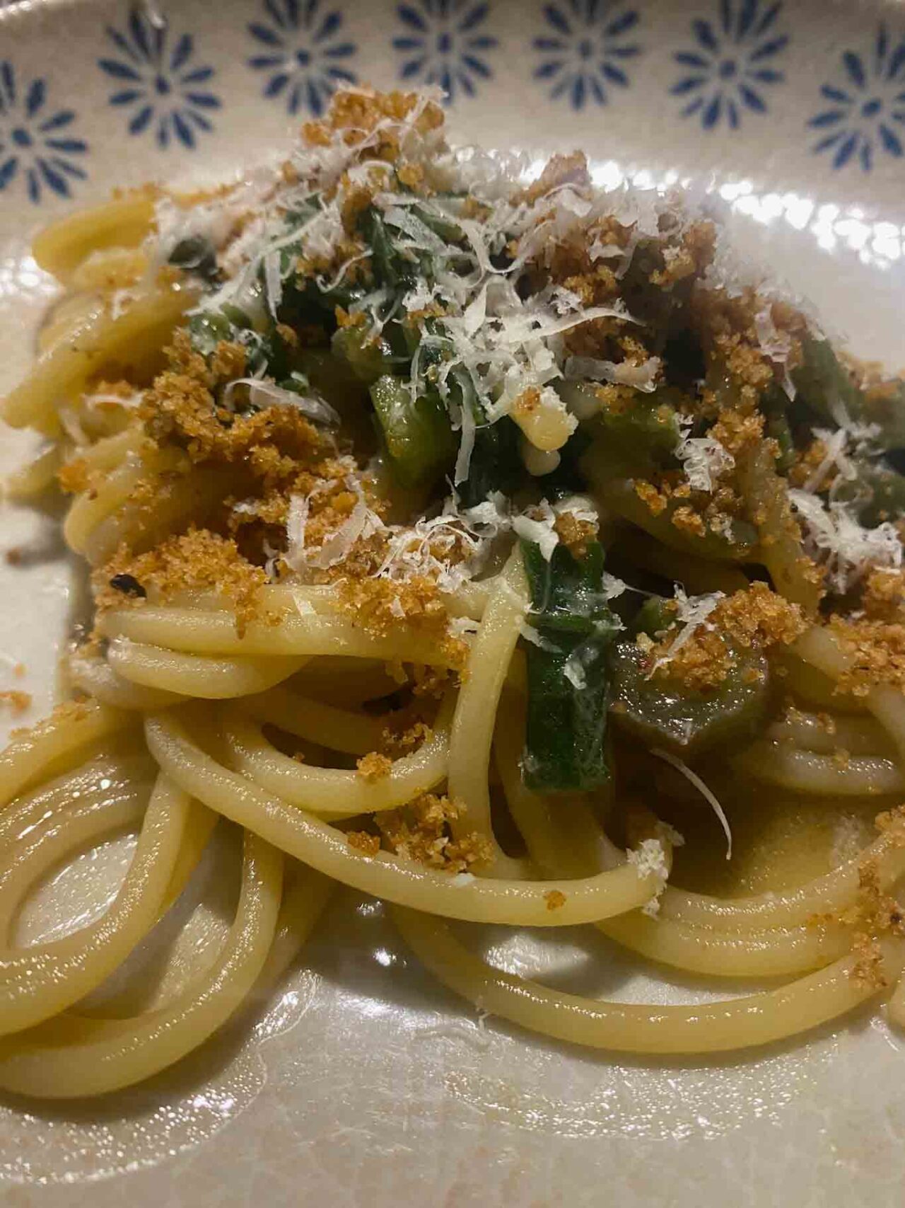 gli spaghetti della trattoria La Fonderia a Palermo nella Vucciria