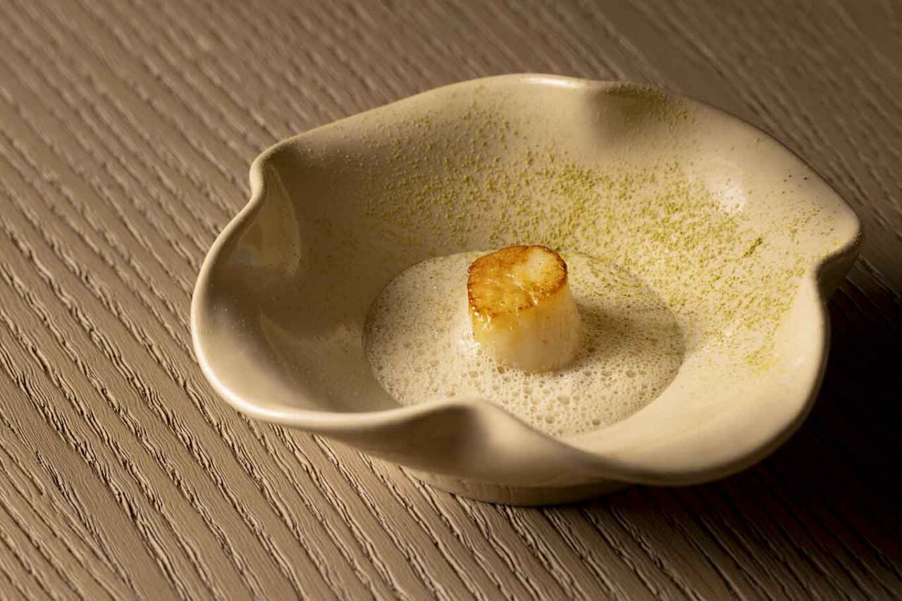 capasanta del ristorante Nomos Ante a Roma