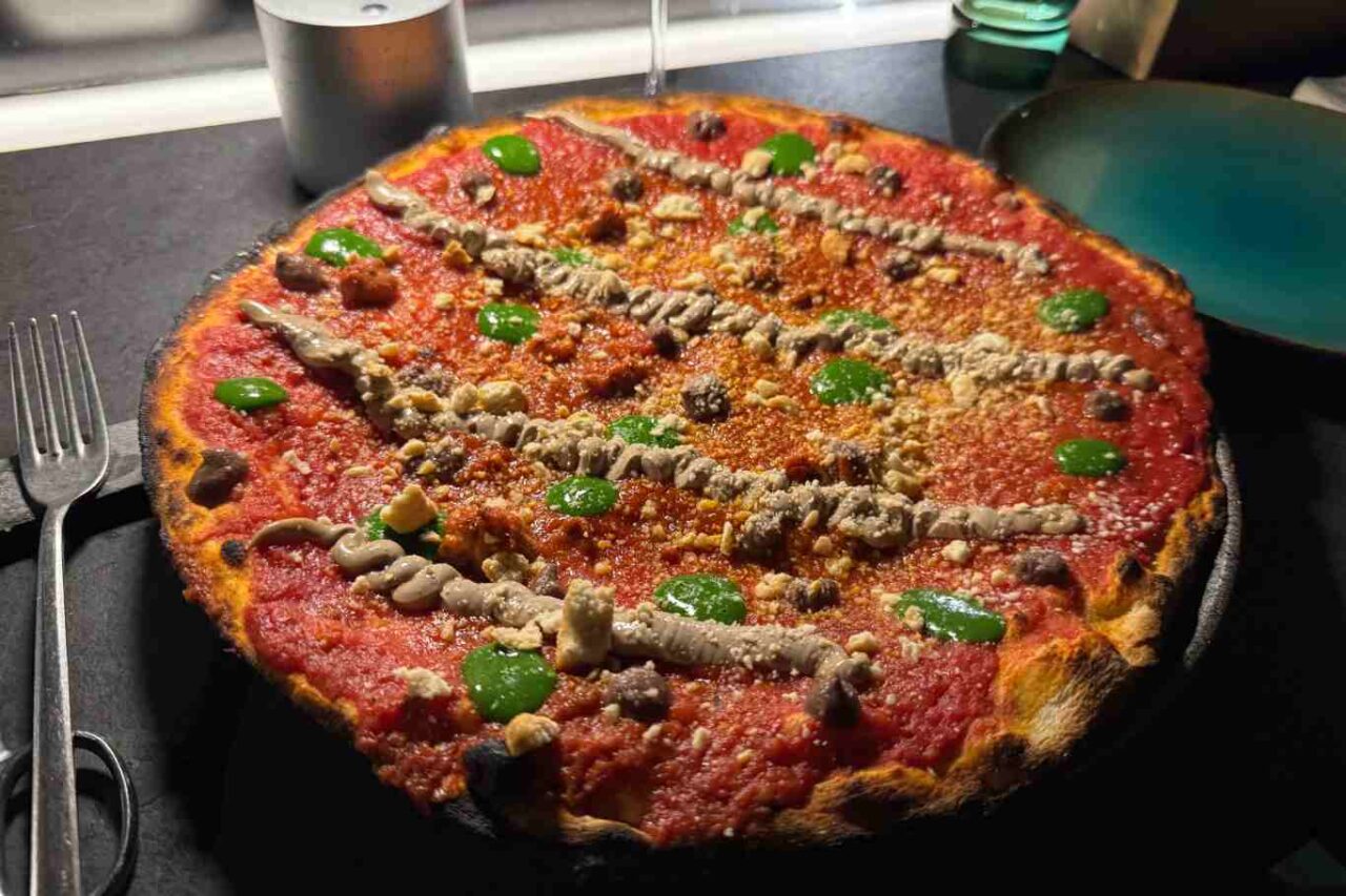 ultra milano pizzeria pizza crunchy moscardini