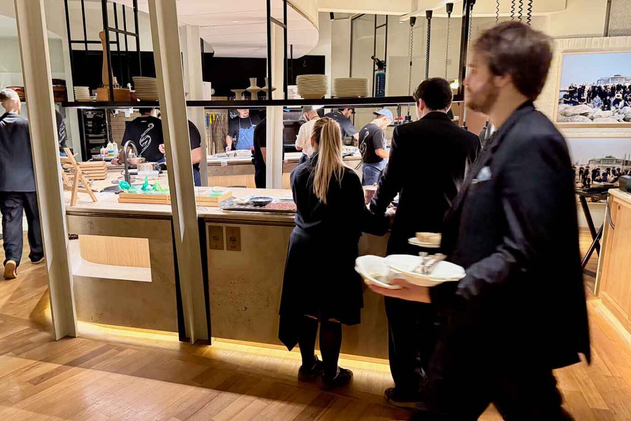 la cucina del ristorante Da Lucio a Rimini