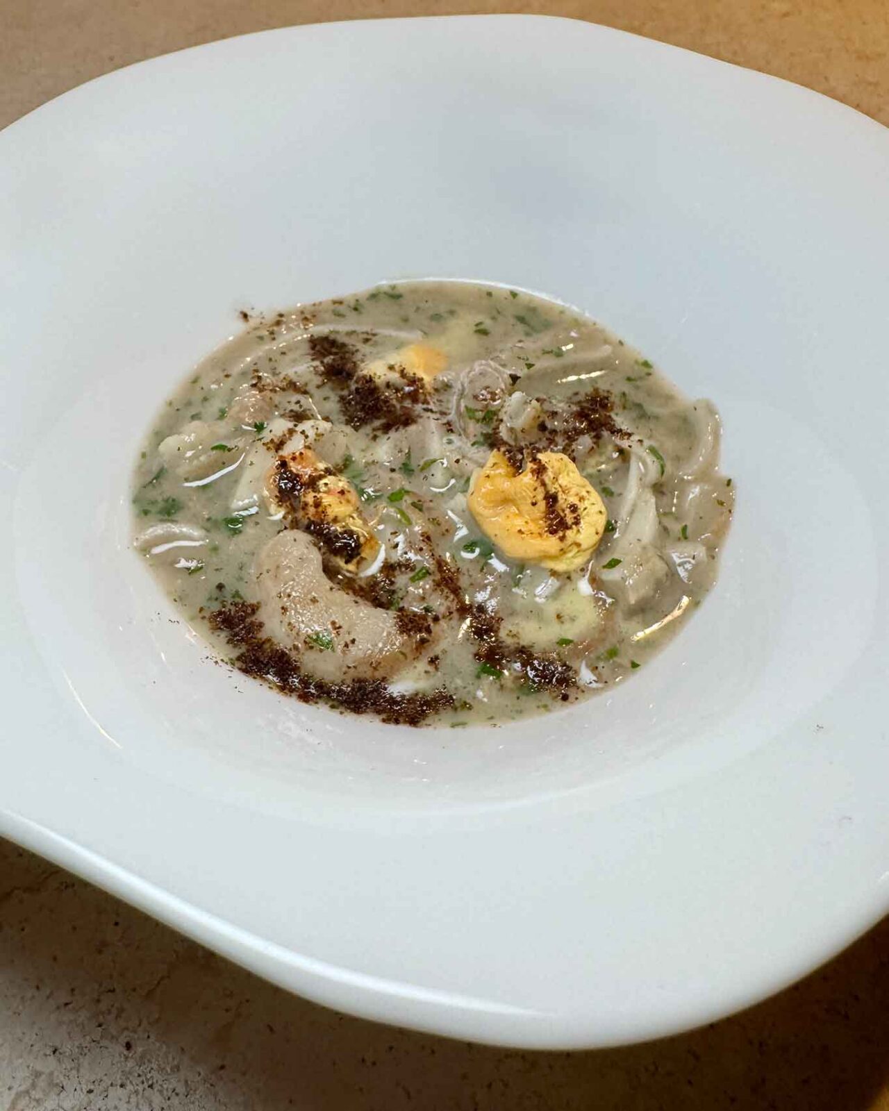 la zuppetta di trippe di pesce del ristorante Da Lucio a Rimini