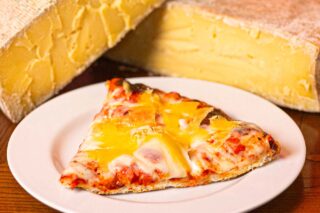 Storico Ribelle, la pizza di Slice Milano da campioni della montagna