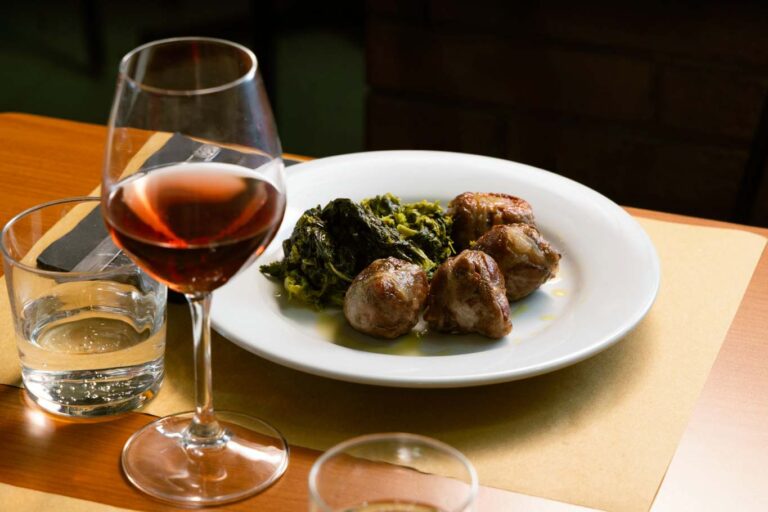 Osteria Popolare Pugliese a Milano: liberarsi dalla schiavitù romana