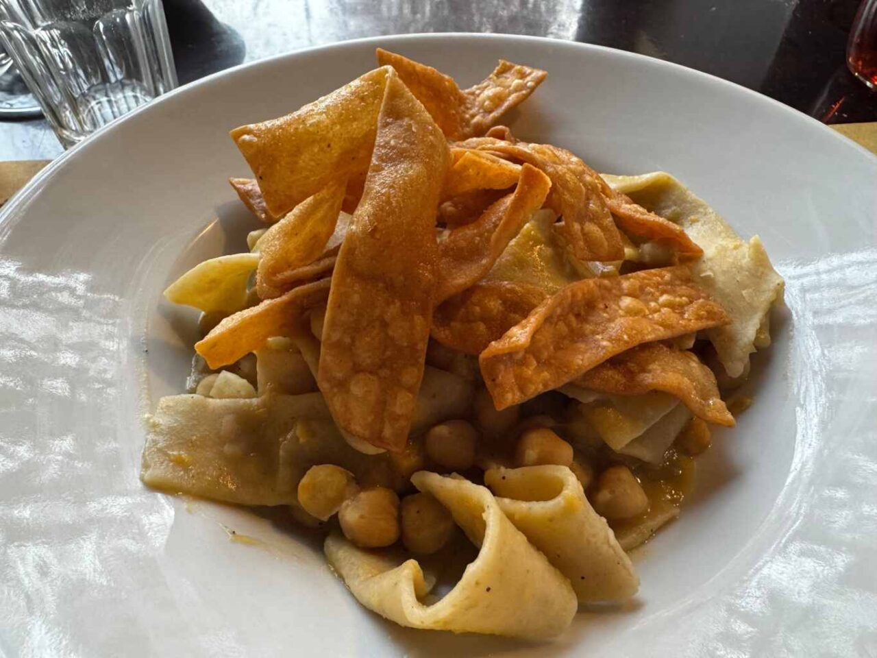 osteria popolare pugliese milano ciceri e tria