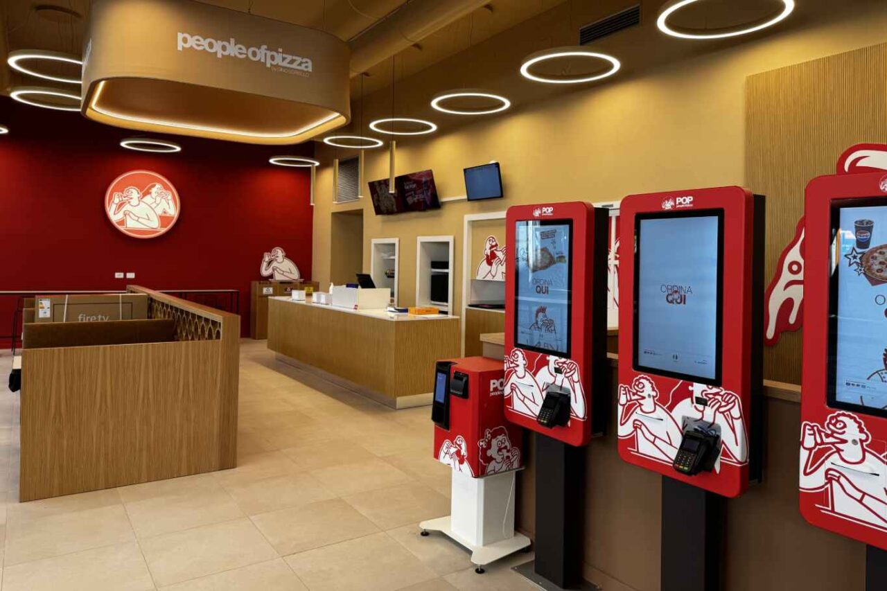 pop people of pizza milano sorbillo totem cassa
