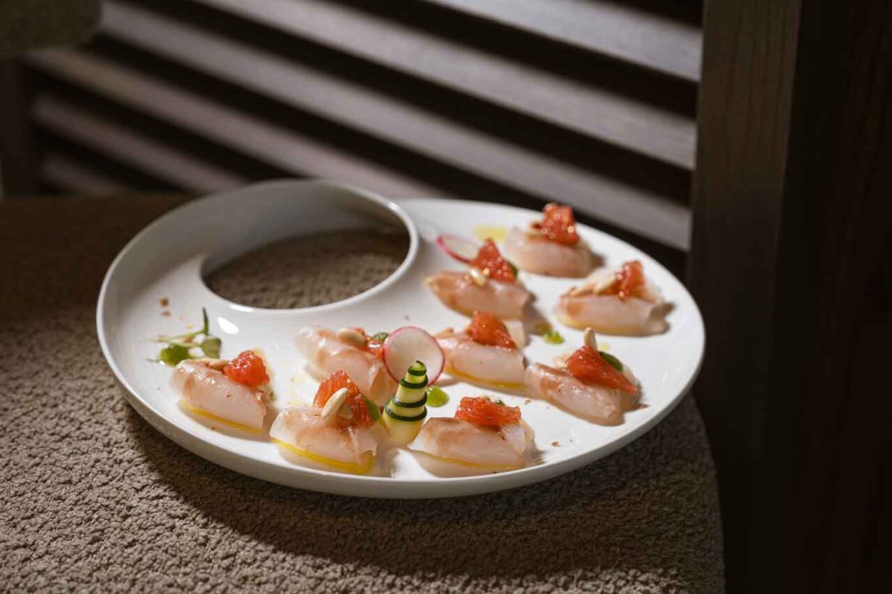 il carpaccio di branzino del ristorante Miyama a Milano San Siro 