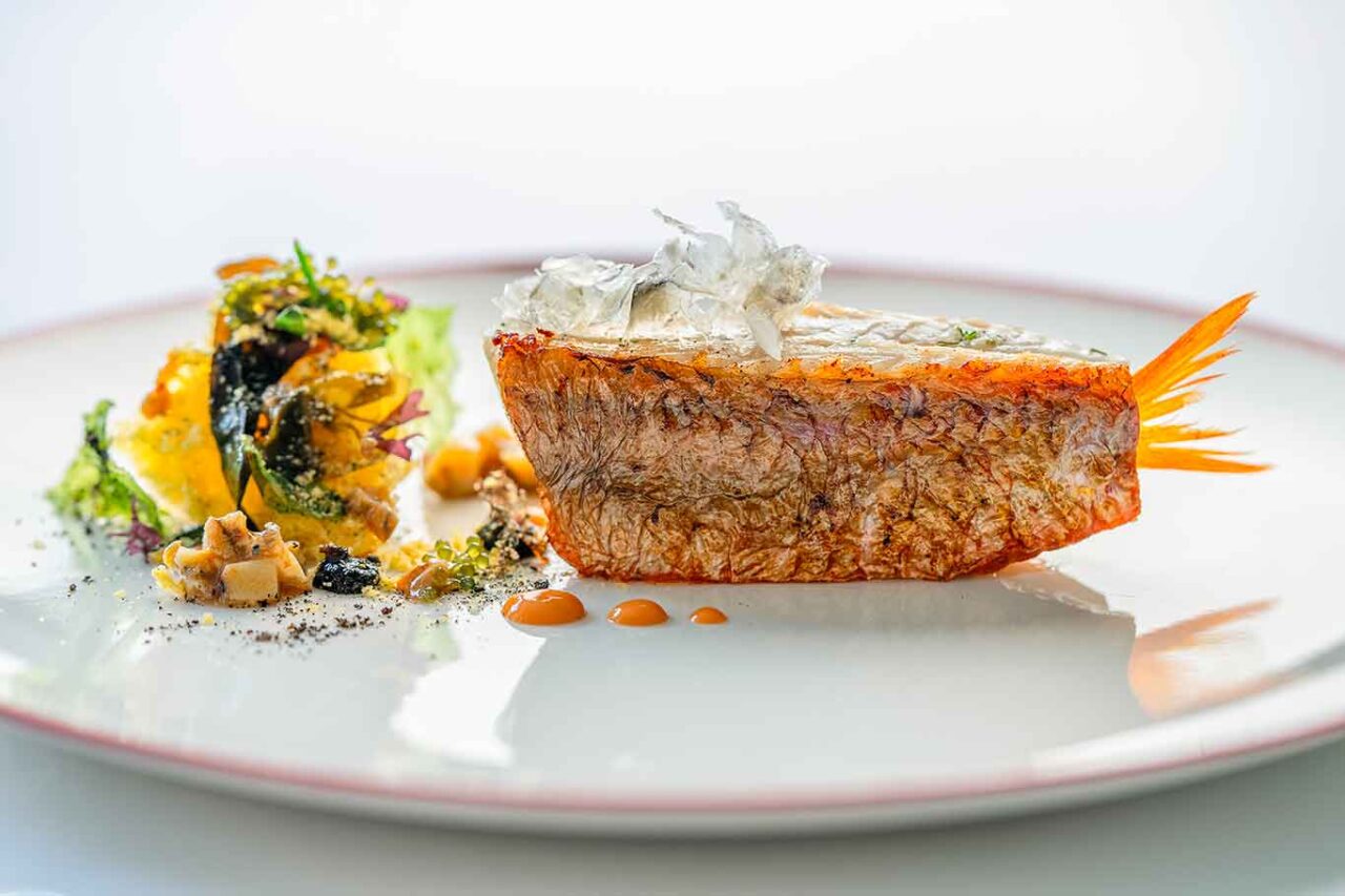 la triglia del ristorante Torre del Saracino a Vico Equense 