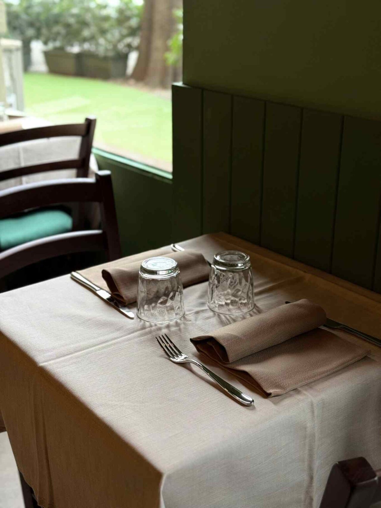 trattoria la sciura milano interno