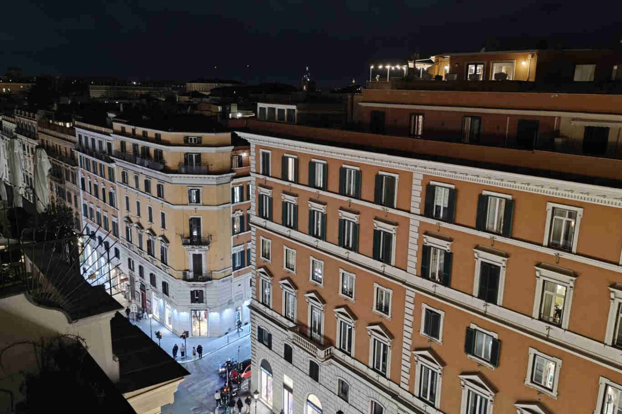 Vista dalla terrazza di Ambrosia Rooftop