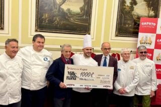 Migliore babà 2026: Salvatore Catapano vince il contest con il fiore