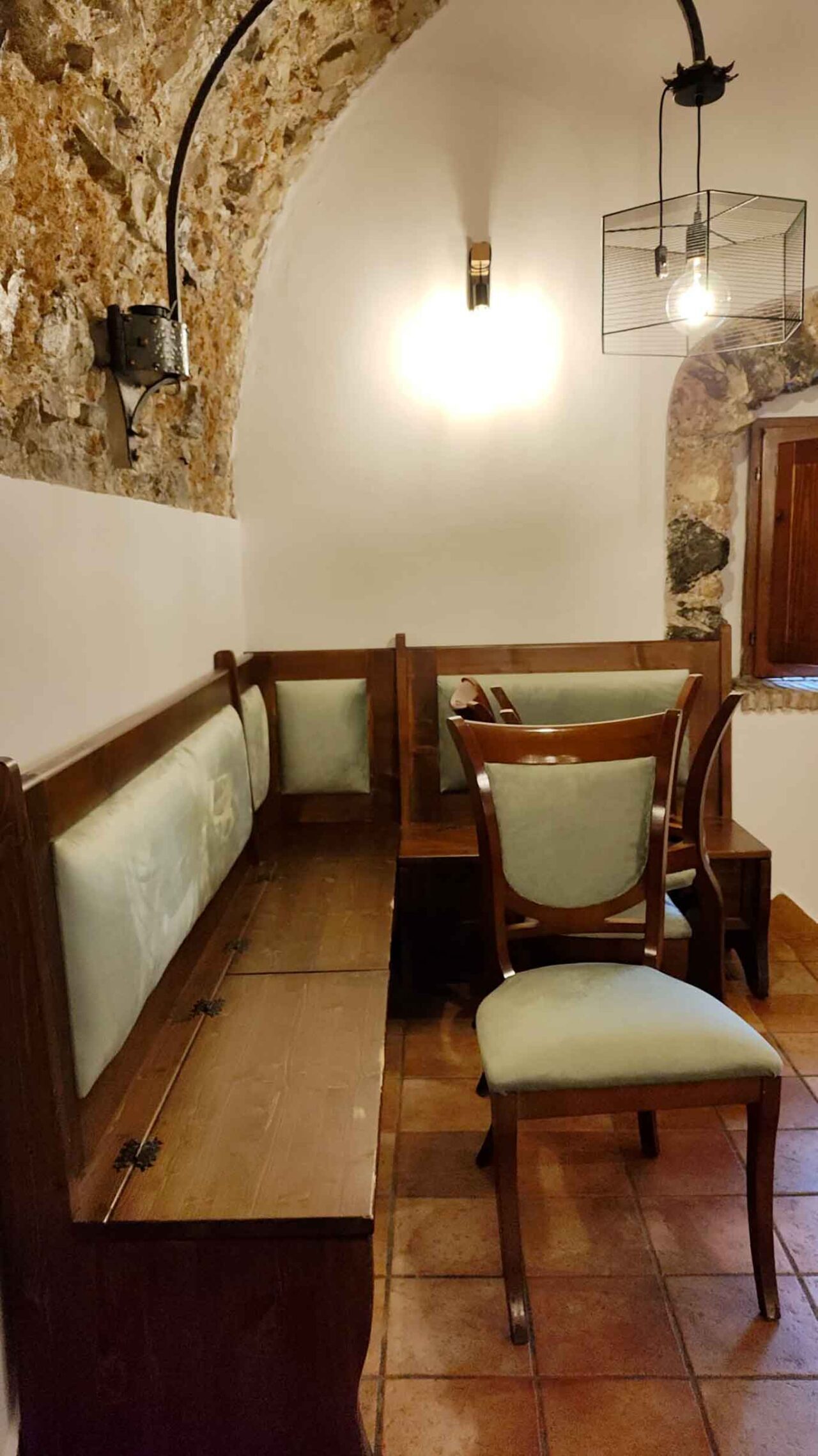 la pizzeria Die' Gustibus si trasferisce da Baronissi a Giffoni Sei Casali