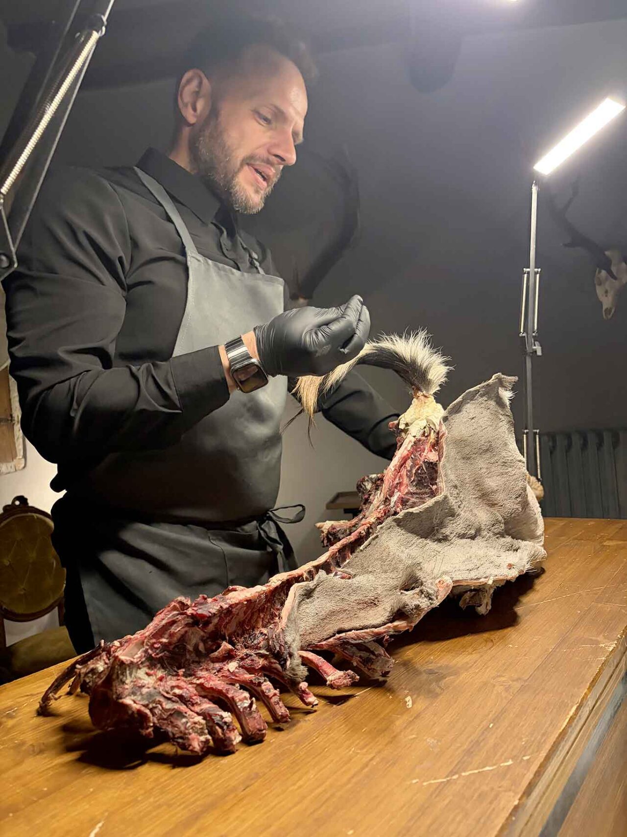 la carne di daino del ristorante Podere Belvedere di Edoardo Tilli a Pontassieve 