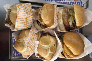 Puok Burger a Sant’Antimo: grande Oink Lab e panini buonissimi