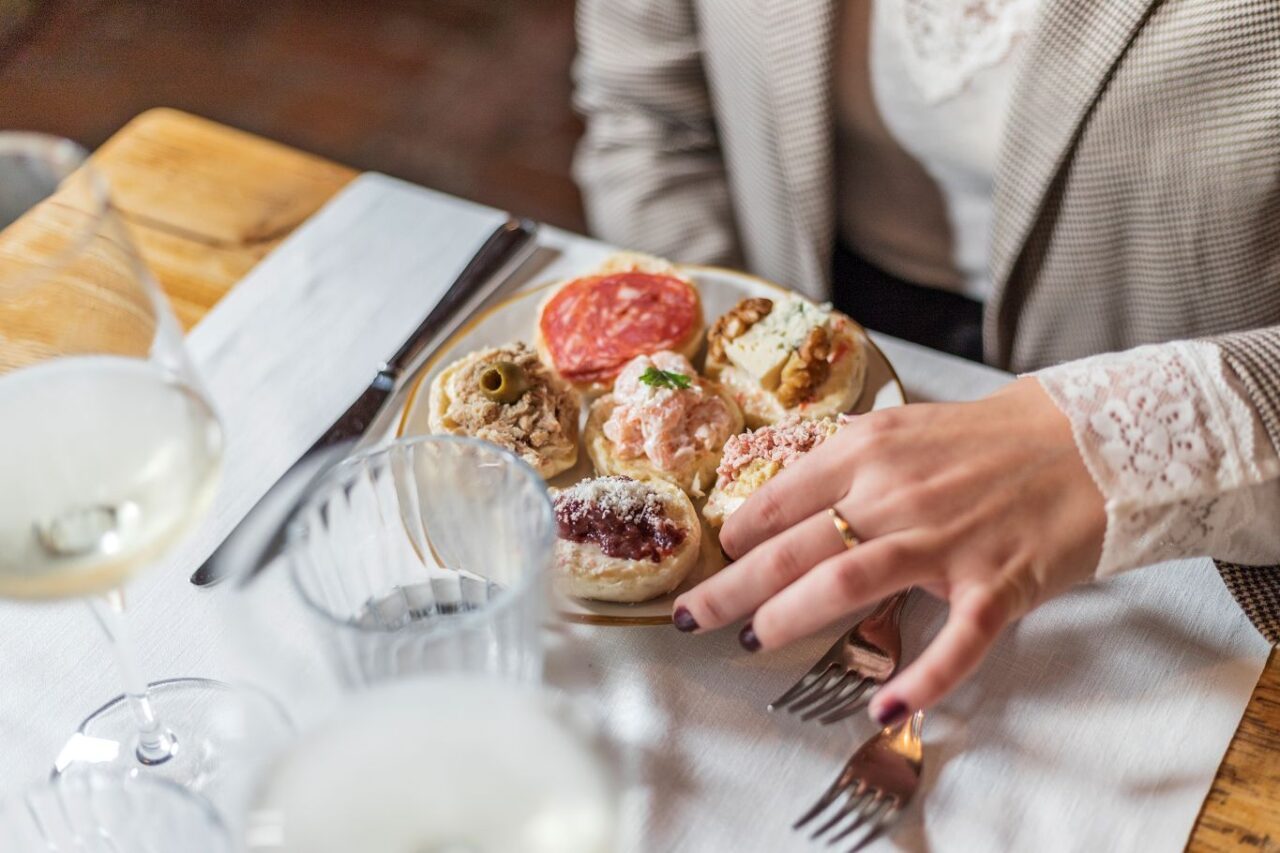 Verona Locandina Cappello dal menu: tartine