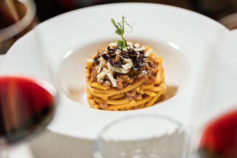 Locandina Cappello a Verona, non solo cicchetti ma buoni piatti