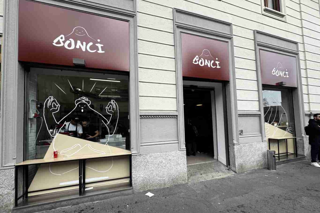 bonci pizza in teglia milano esterno.jpg