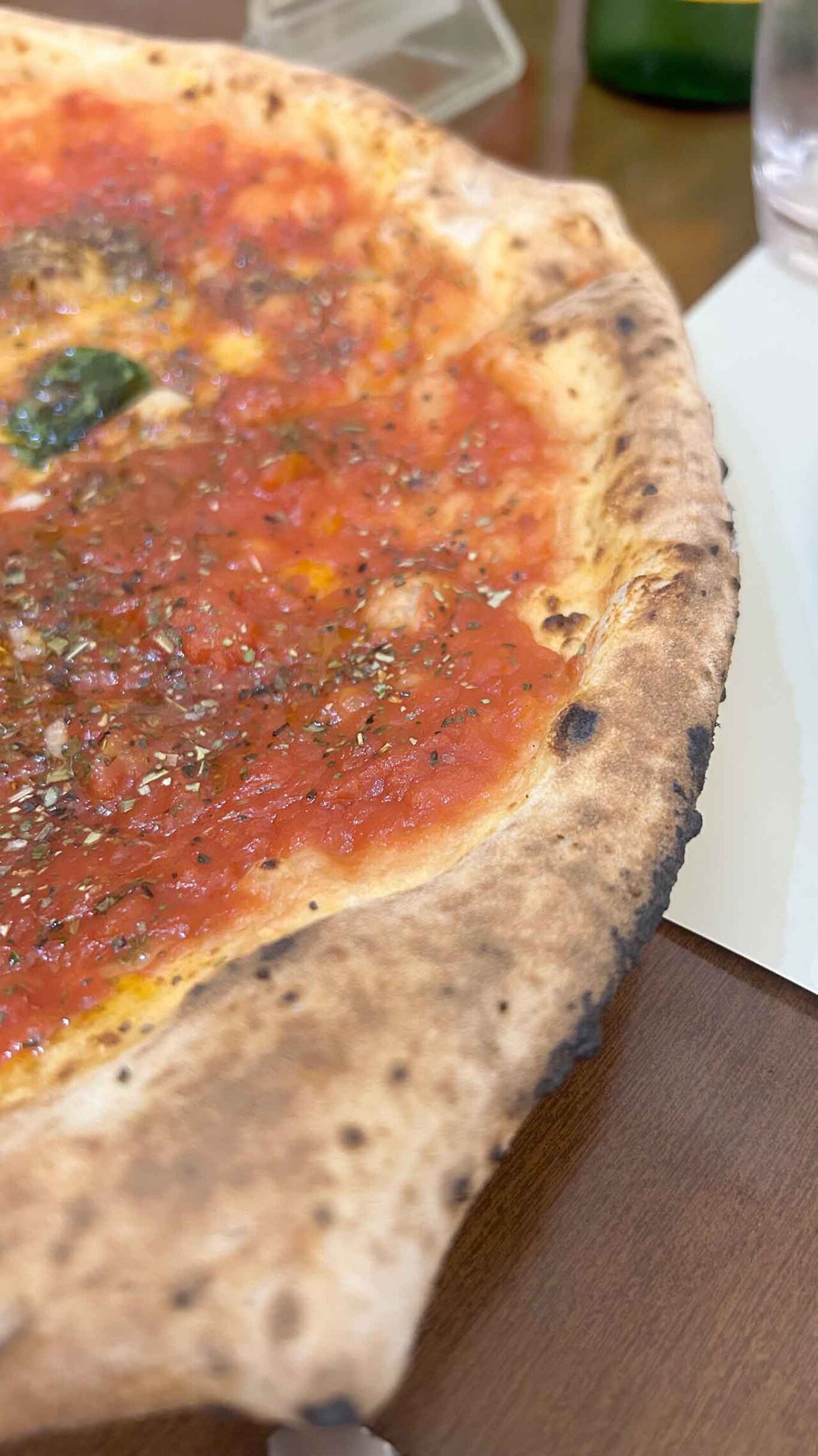 la pizza marinara della pizzeria Da Attilio alla Pignasecca a Napoli al Campionato 2026