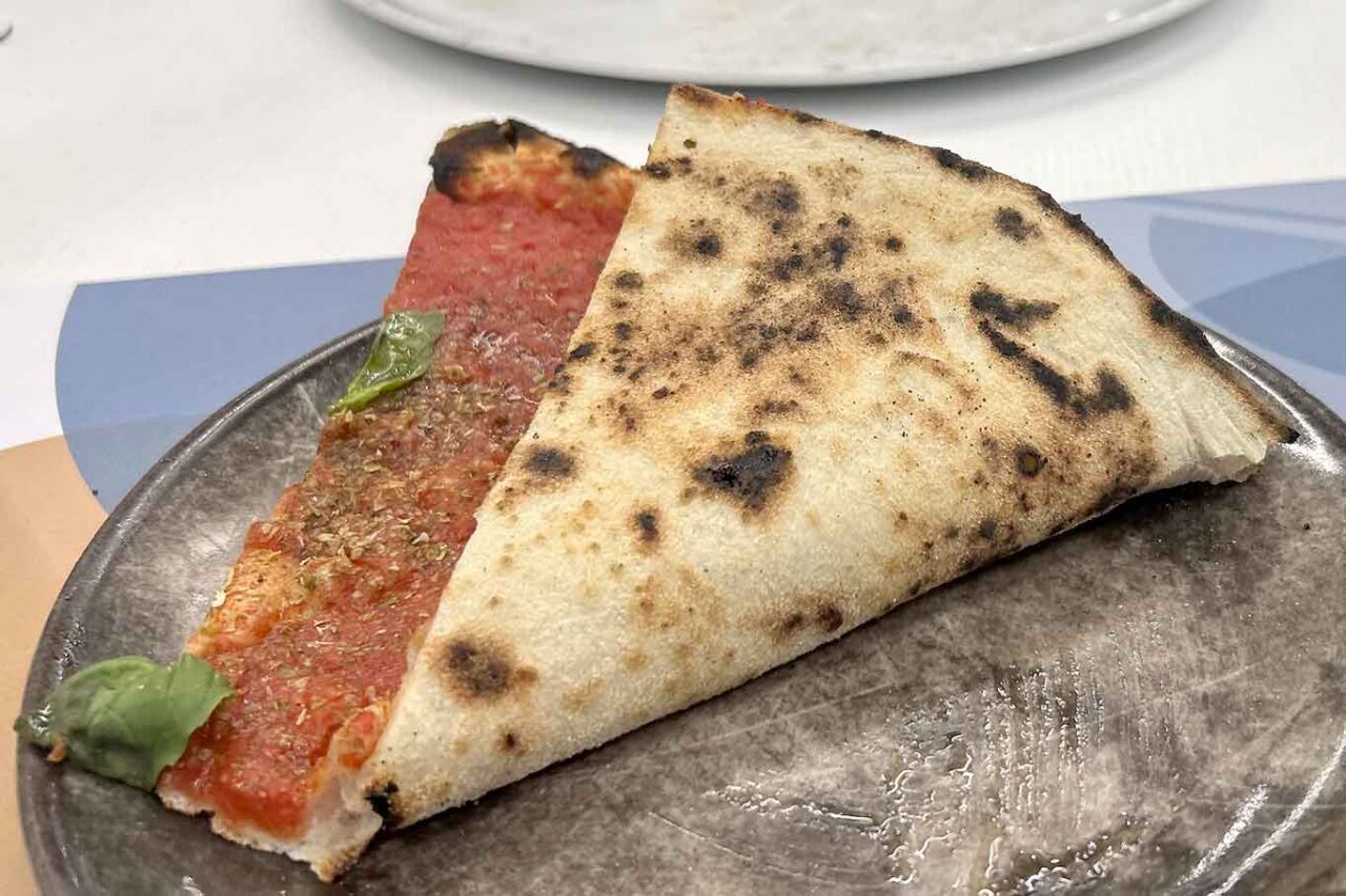 la cottura della pizza Marinara della pizzeria Di Stora ad Arpaia al Campionato 2026