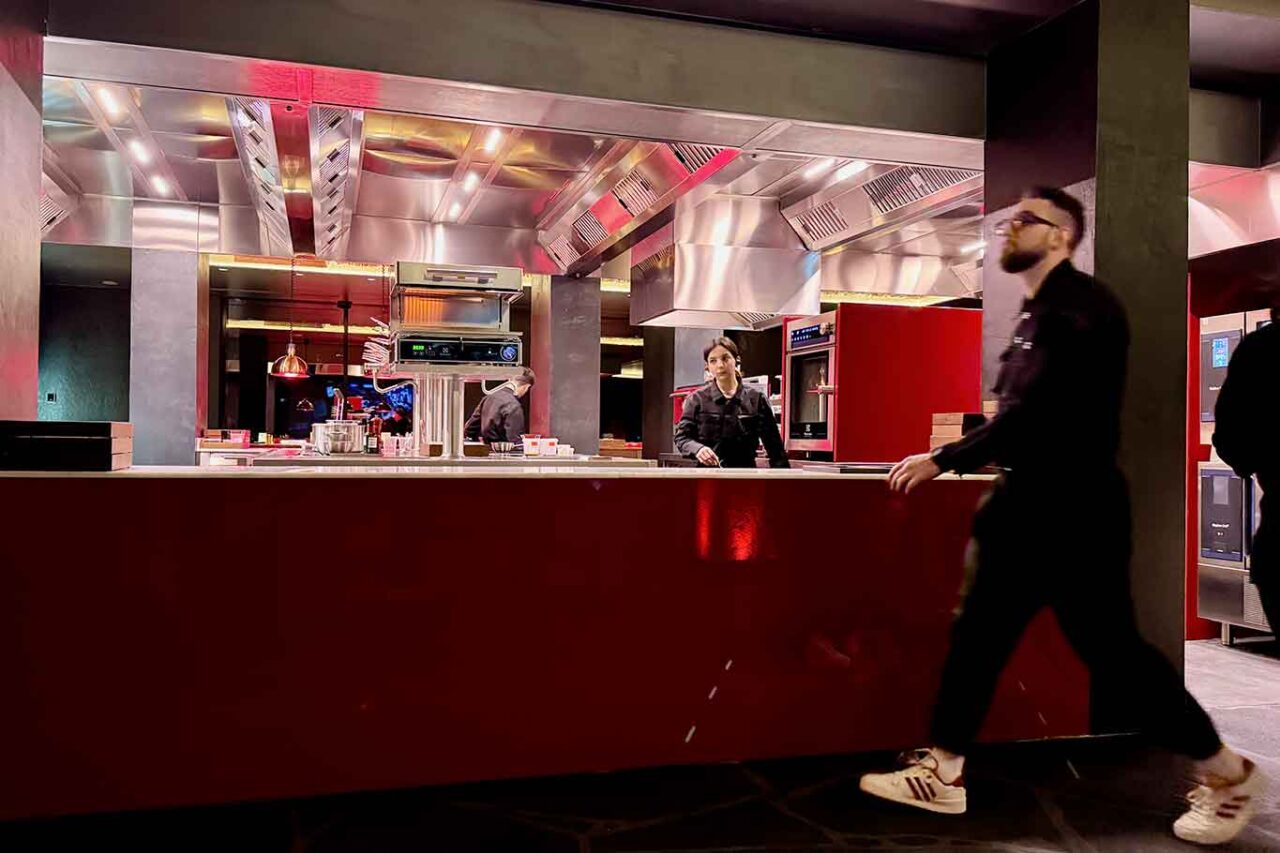 la cucina del ristorante Somnium ad Eboli