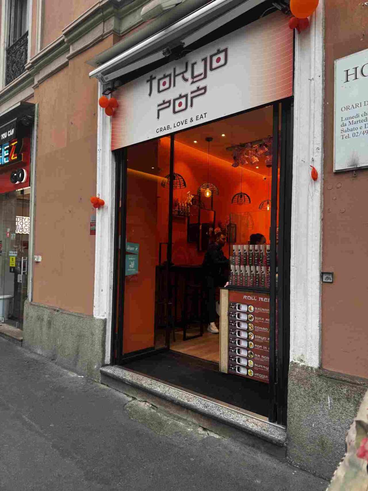 tokyo pop sushi roll milano esterno