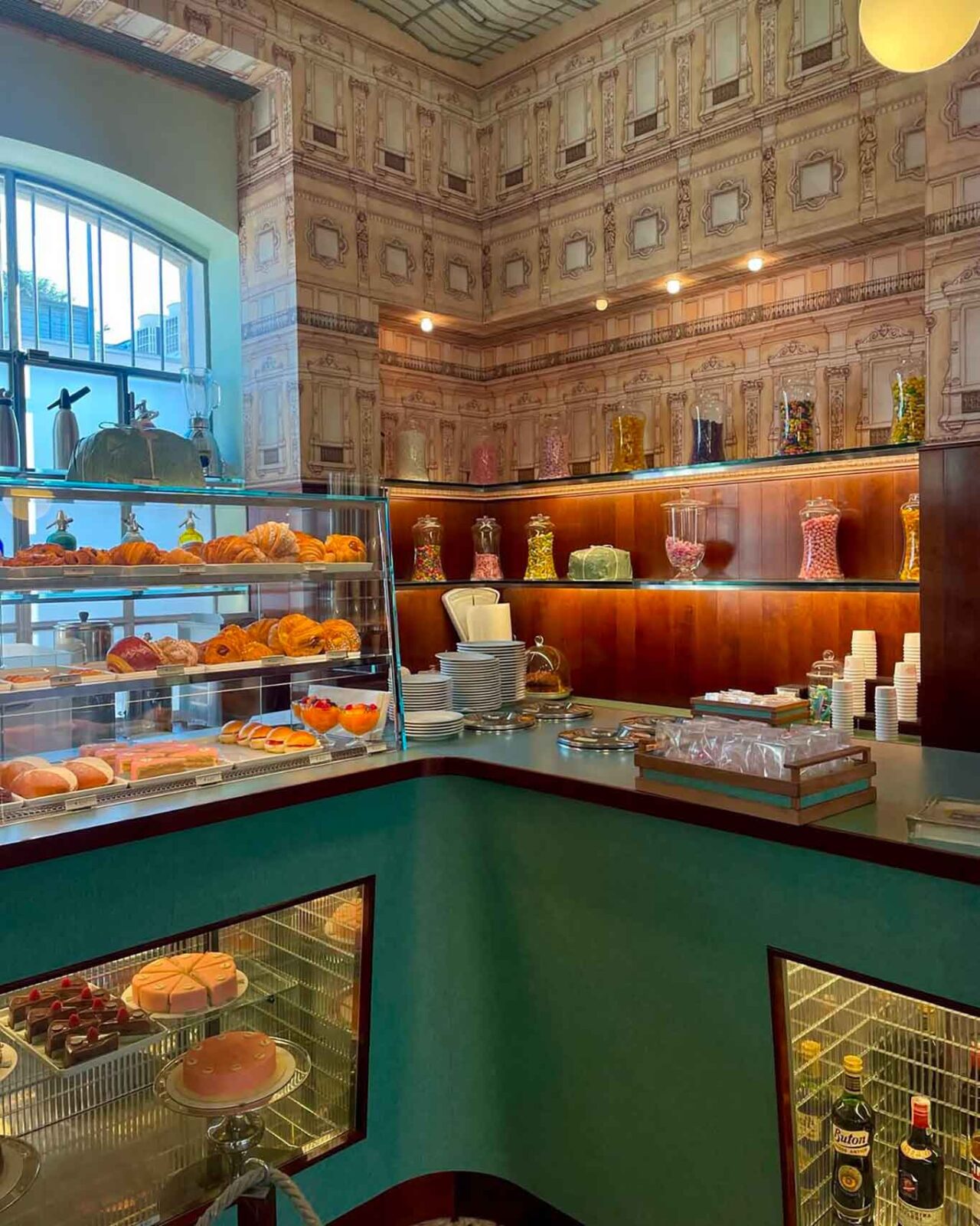 colazione di design a Milano: Bar Luce