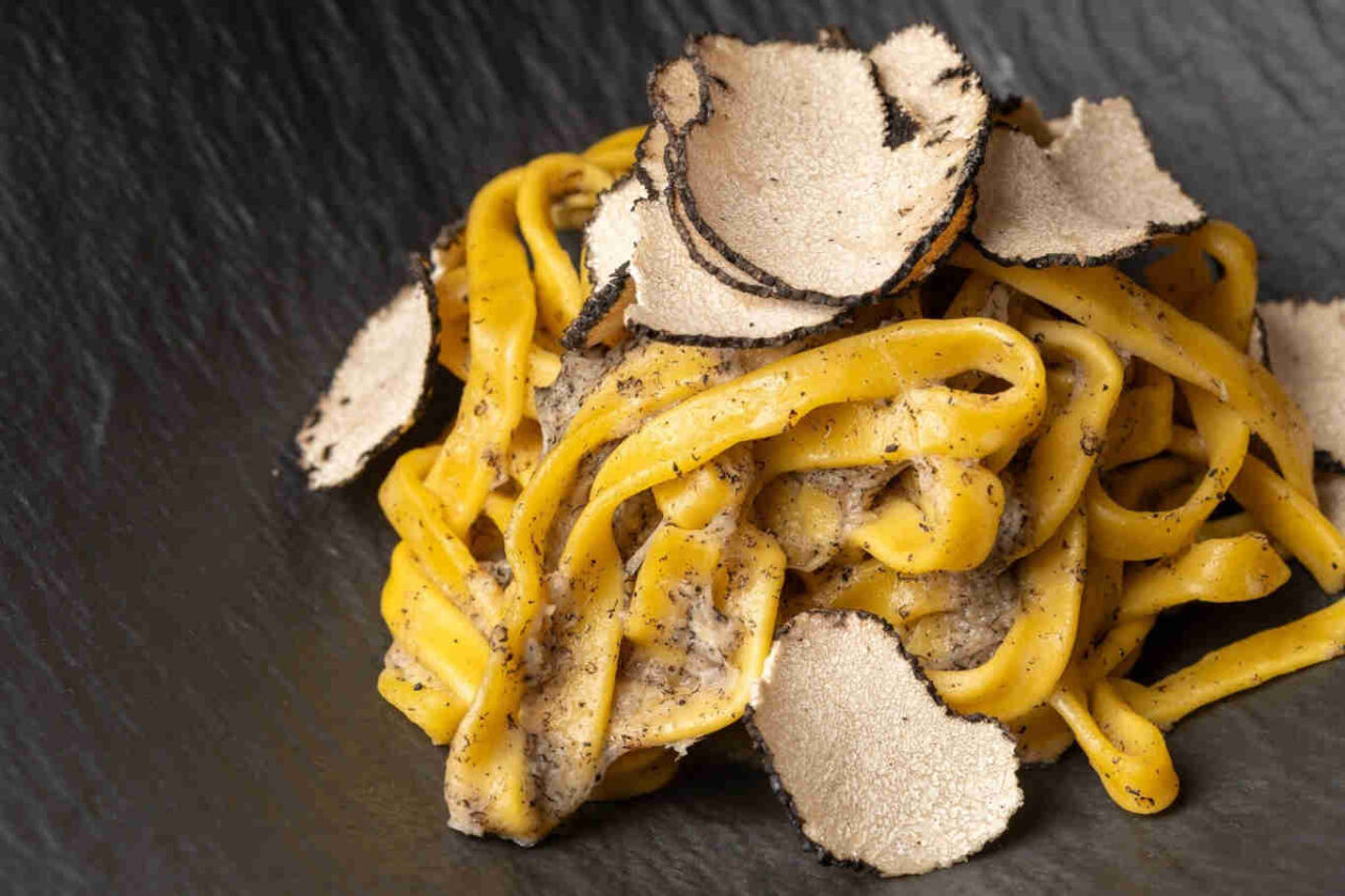 Uliveto Roof Garden tagliatelle al tartufo
