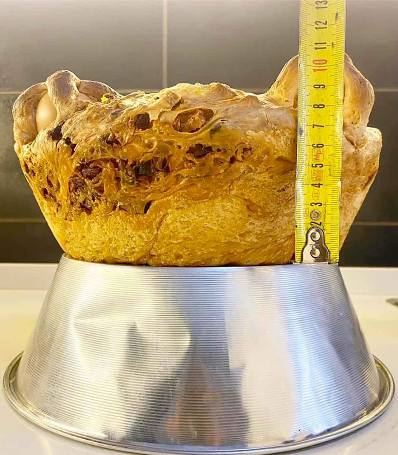 la differenza tra il casatiello del Sabato Santo e il tortano