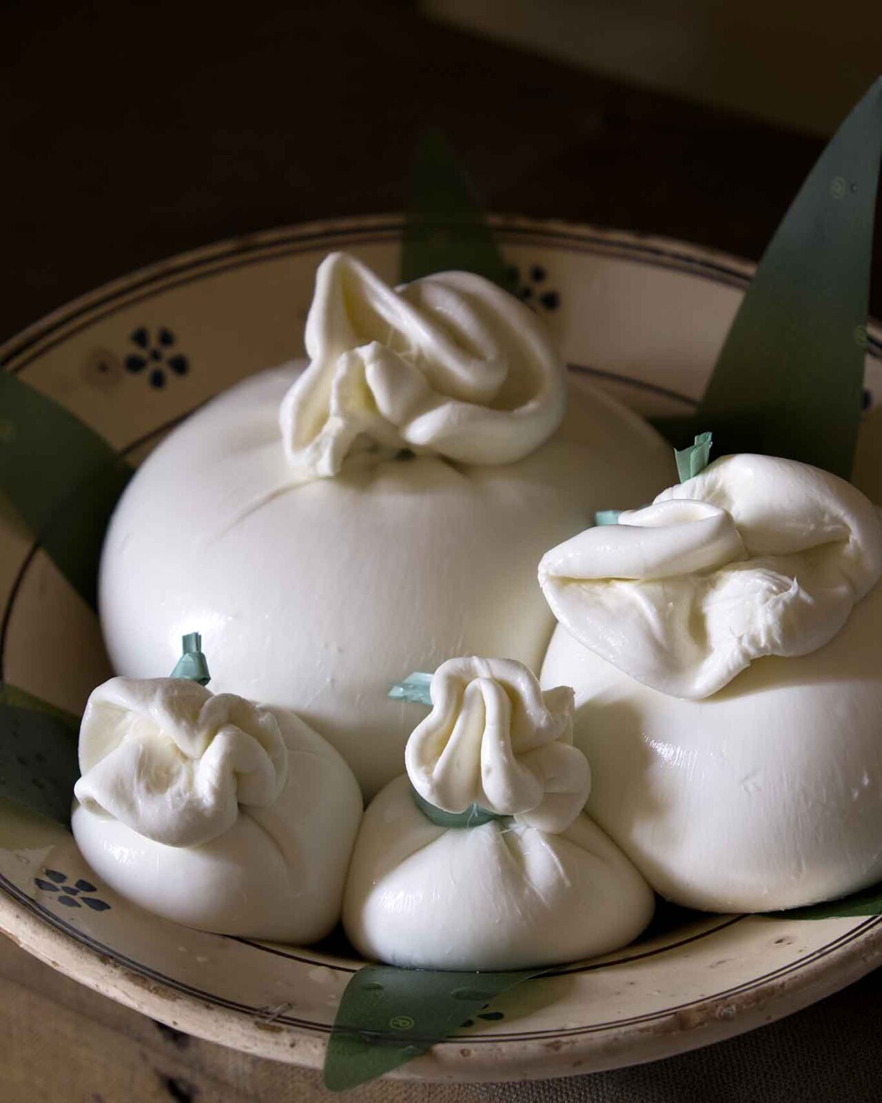 i formati della burrata al caseificio Olanda di Andria