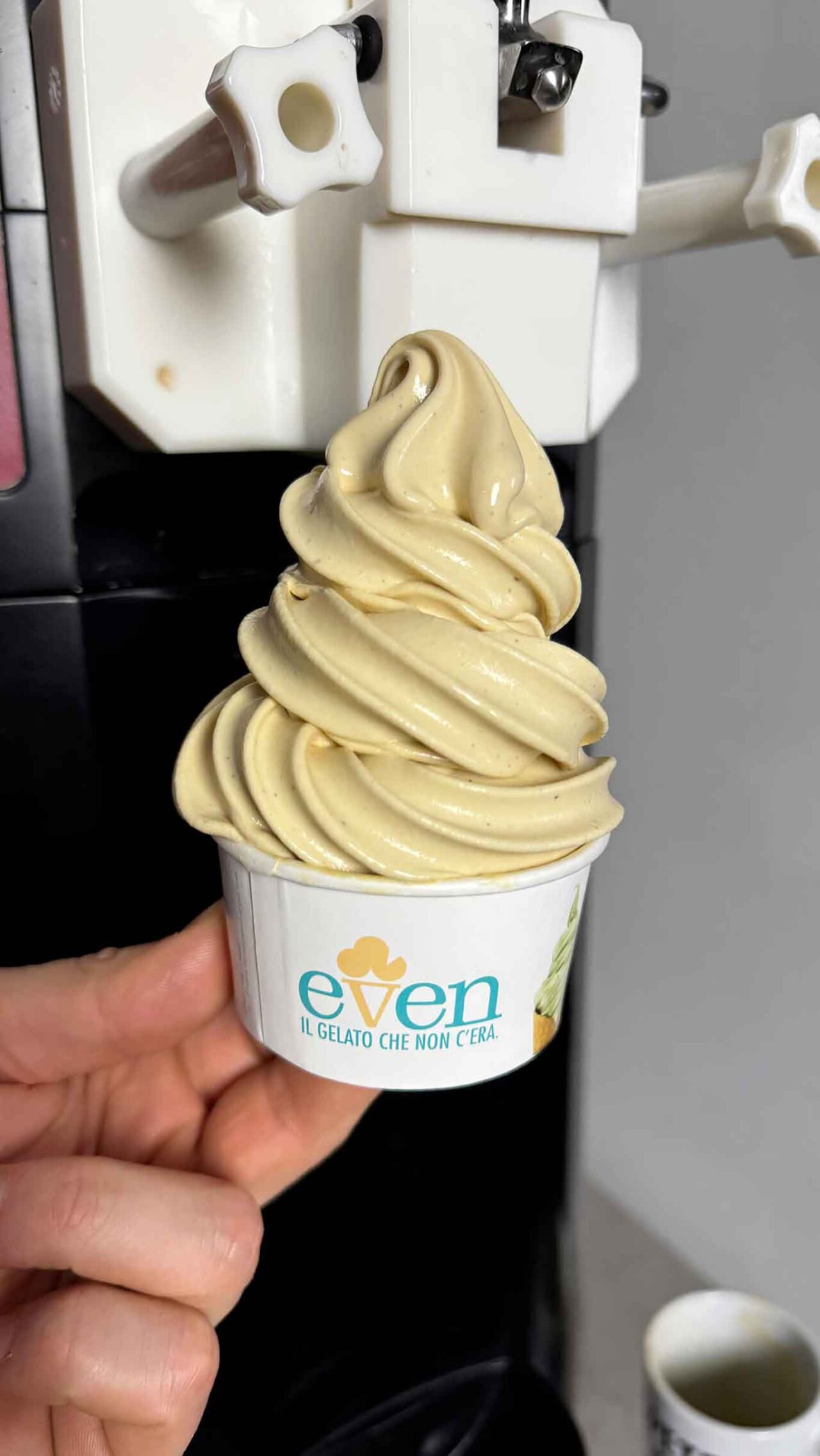 il gelato della nuova gelateria di Basalari