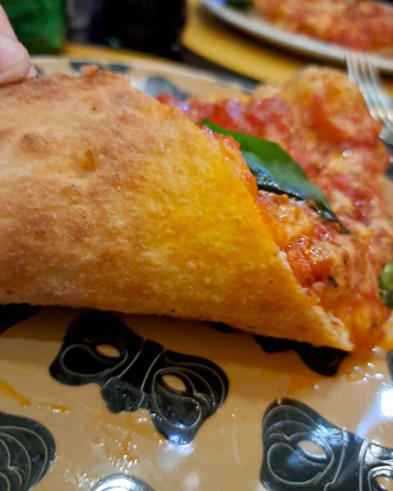 la pizza fritta montanara classica a ruota di carro di Gaetano Paolella ad Acerra al Campionato della Pizza 2026