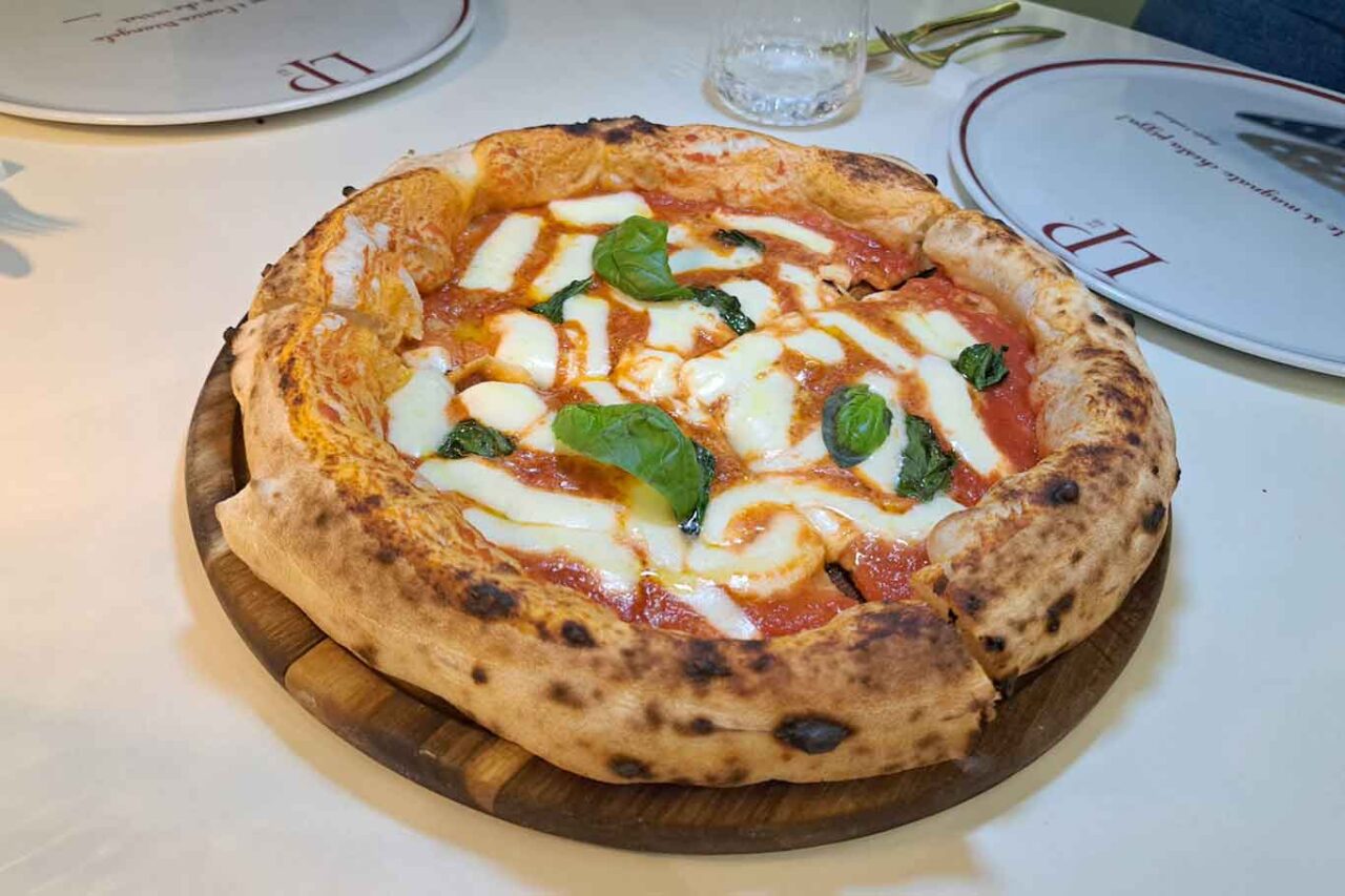 la pizza Margherita della pizzeria Lombardi a Maddaloni al Campionato 2026