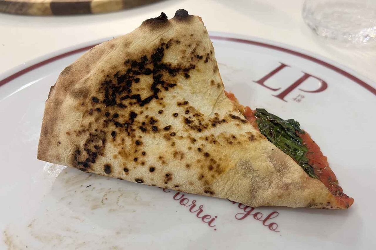 la cottura della pizza Napoletana della pizzeria Lombardi a Maddaloni al Campionato 2026
