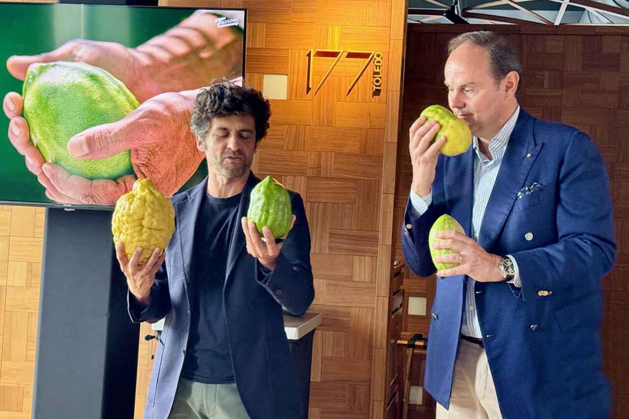 Matteo Lunelli con la cedrata Tassoni a Napoli