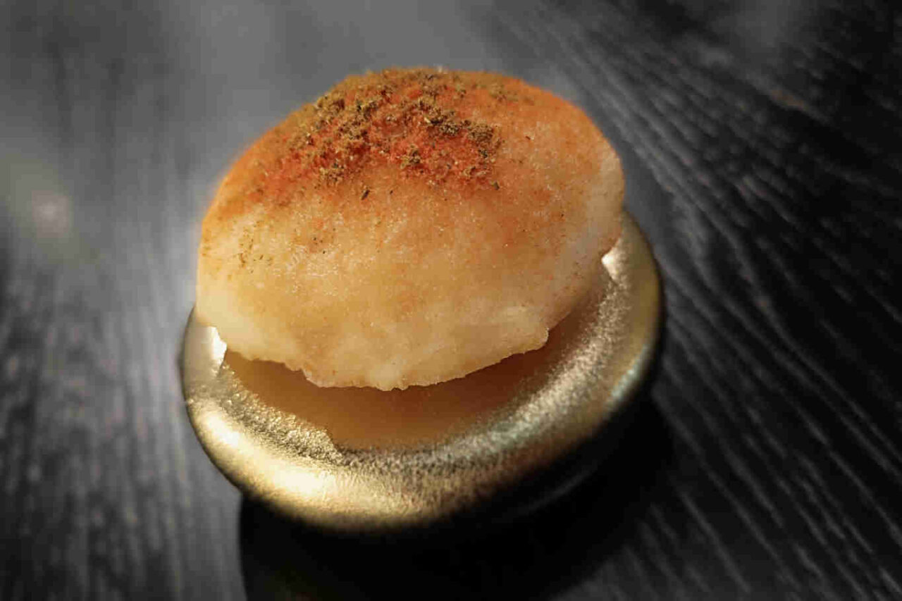 Eco del mare by Apreda, benvenuto di pizza fritta alle spezie del Mediterraneo