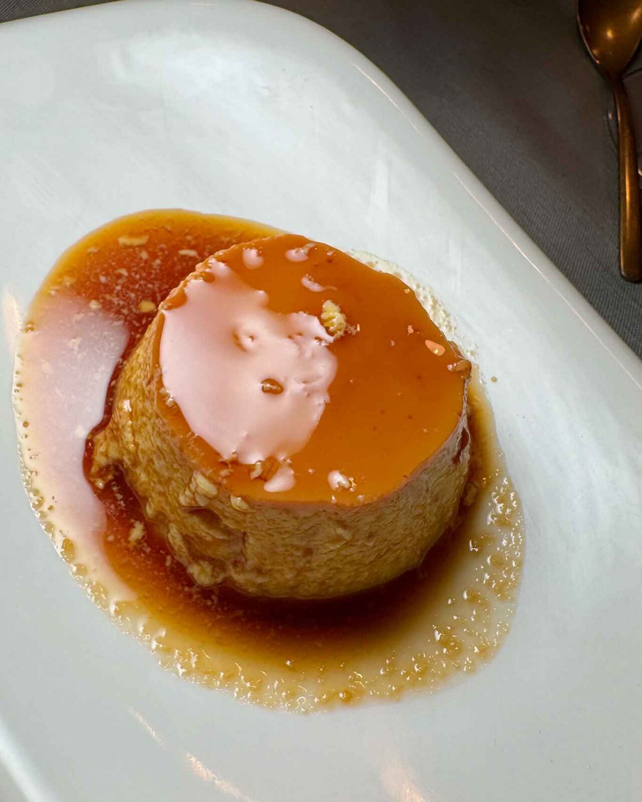 il pudim de leite alla braceria Fuego Steakhouse di Santa Maria di Castellabate in Cilento