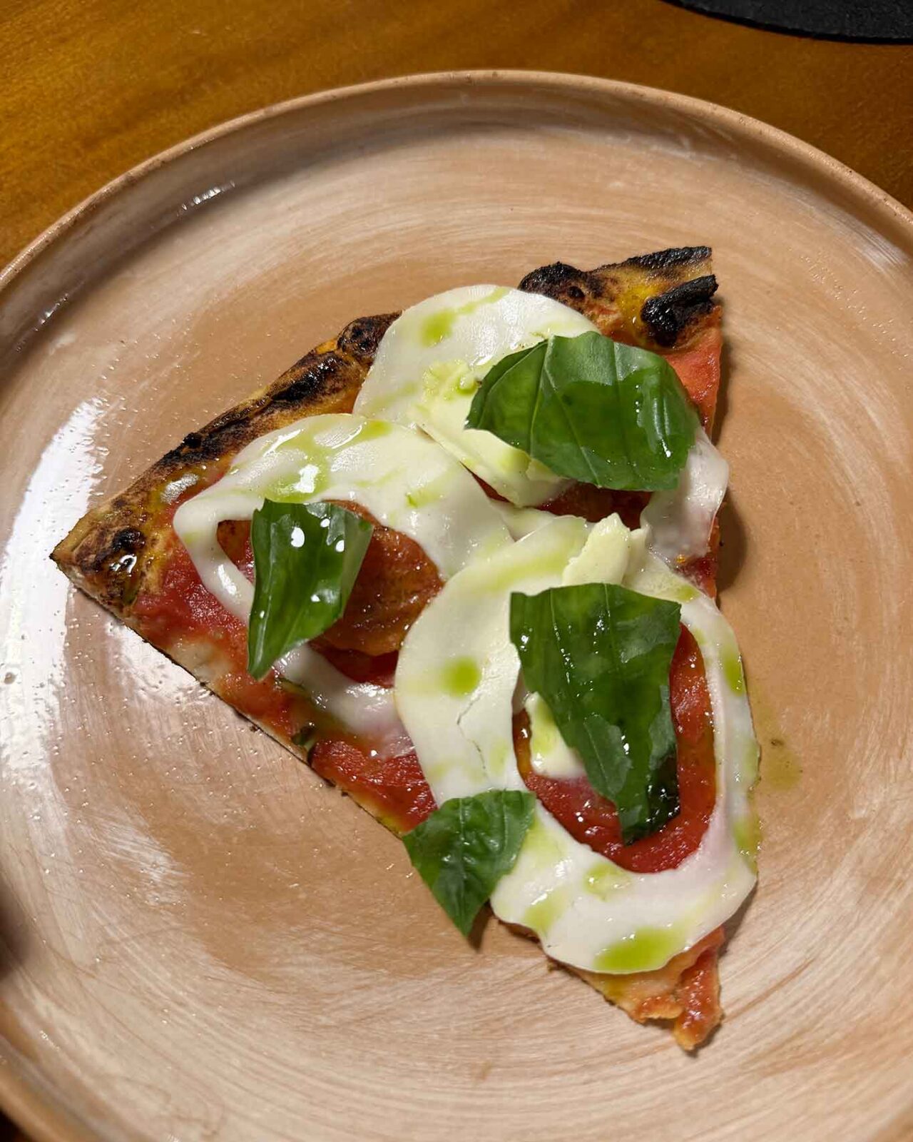 la pizza Burrino della pizzeria Bob Alchimia a Spicchi a Montepaone in Calabria