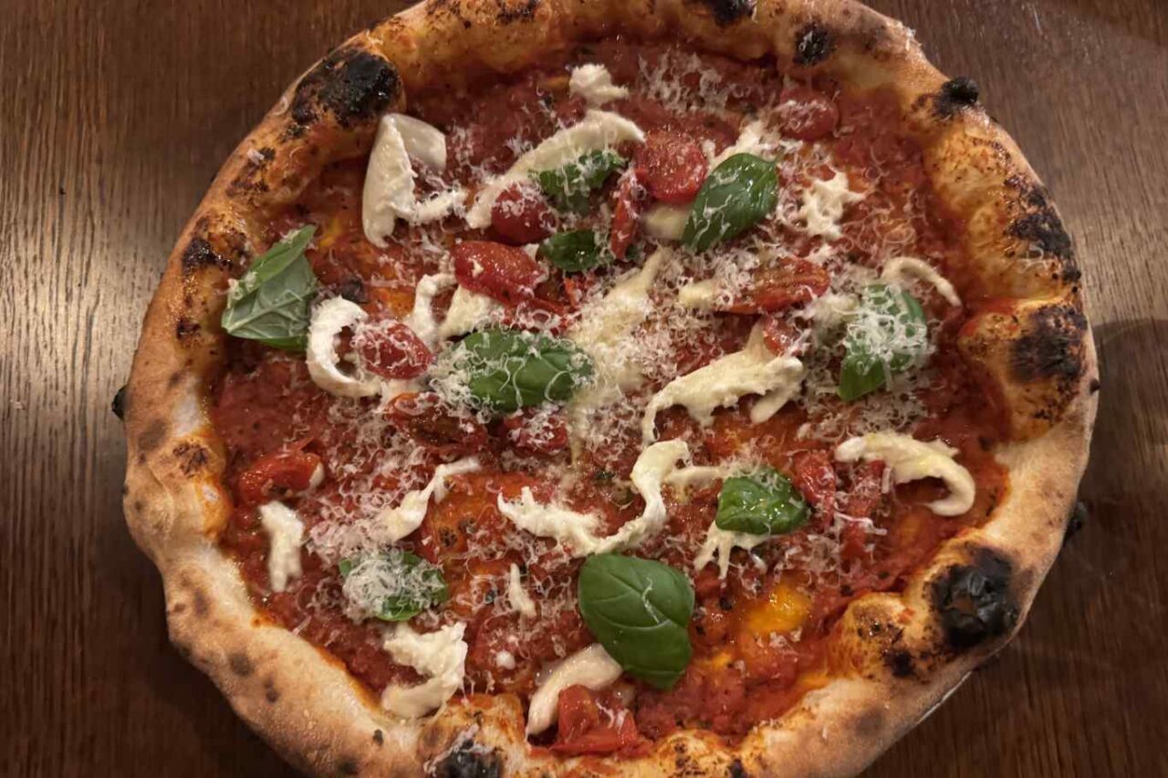 pizzeria due forni milano margherita contemporanea