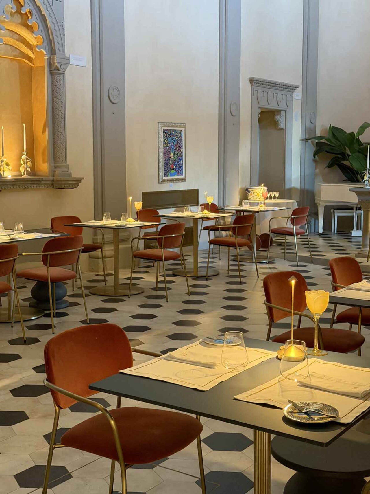 la sala del ristorante Devoti dell'Hotel La Monastica a Buggiano Castello