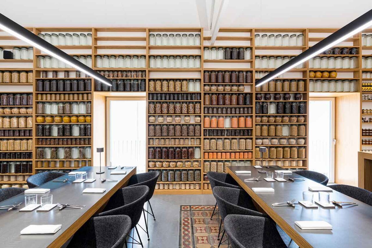 la sala del ristorante Materia Spazio Cucina a Catania